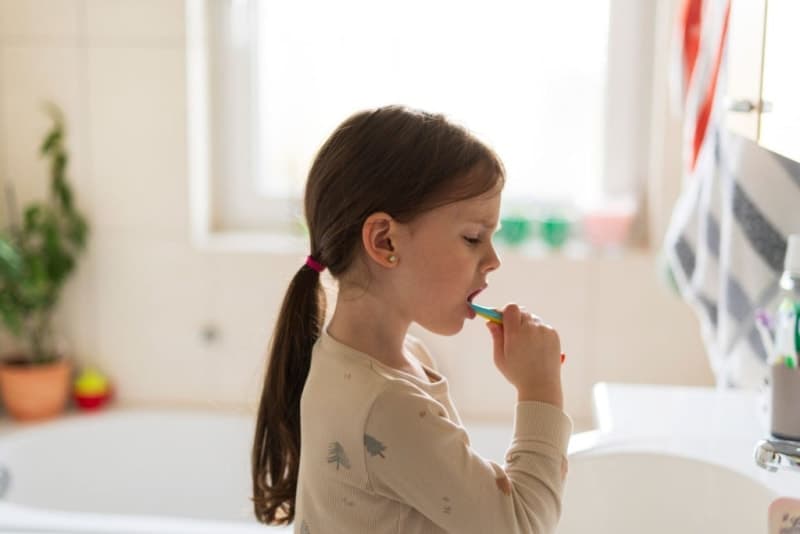 The Sticky Truth About Your Teeth - Featured image